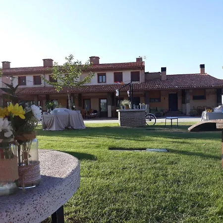 Casa Los Tejares Vakantiehuis Matapozuelos